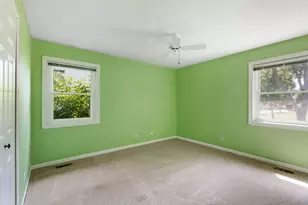 650 Twisted Oak Ln, Buffalo Grove, IL 60089 - Photo 15
