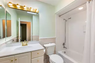 650 Twisted Oak Ln, Buffalo Grove, IL 60089 - Photo 13