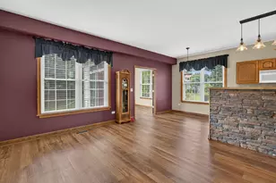 21217 Prince Lake Ct, Crest Hill, IL 60403 - Photo 9