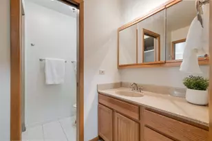2319 Westwood Dr, Hillside, IL 60162 - Photo 11