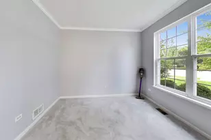 276 Claridge Cir, Bolingbrook, IL 60440 - Photo 17