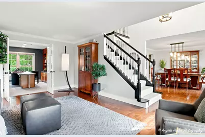 127 Michelle Place, Schaumburg, IL 60173 - Photo 15