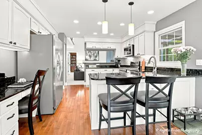 127 Michelle Place, Schaumburg, IL 60173 - Photo 21