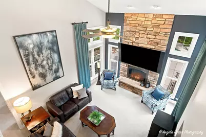 127 Michelle Place, Schaumburg, IL 60173 - Photo 5