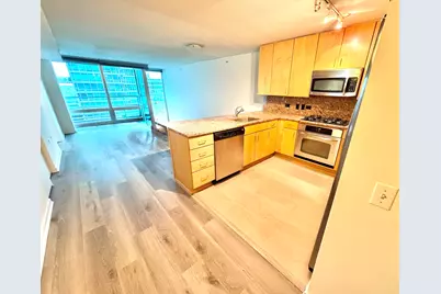 9725 Woods Drive #707, Skokie, IL 60077 - Photo 3