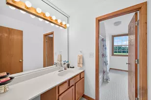 12N136 Berner Dr, Elgin, IL 60120 - Photo 23