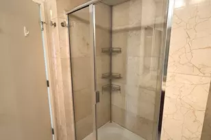 9725 Woods Dr, Skokie, IL 60077 - Photo 13