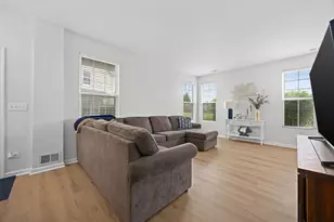 25025 Clare Cir, Manhattan, IL 60442 - Photo 17