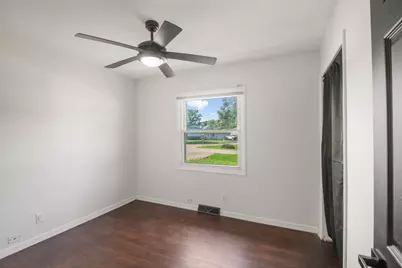 10004 NW Circle Drive, Richmond, IL 60071 - Photo 9