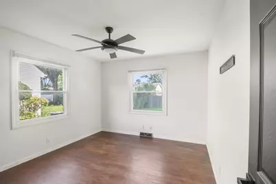 10004 NW Circle Drive, Richmond, IL 60071 - Photo 11