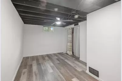 10004 NW Circle Drive, Richmond, IL 60071 - Photo 17
