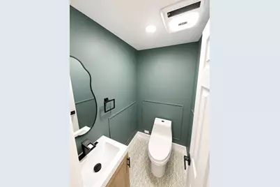 2407 S Albany Avenue, Chicago, IL 60623 - Photo 35
