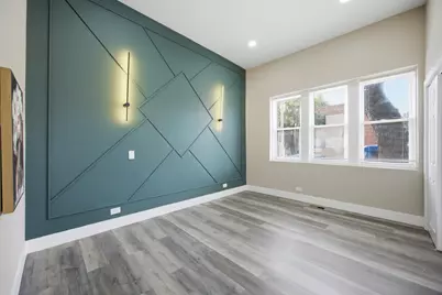 2407 S Albany Avenue, Chicago, IL 60623 - Photo 9