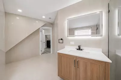 2407 S Albany Avenue, Chicago, IL 60623 - Photo 19