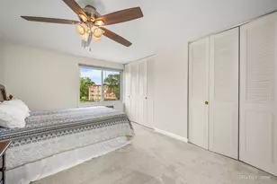 1217 S Old Wilke Rd, Arlington Heights, IL 60005 - Photo 15