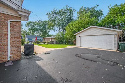 7252 174th Place, Tinley Park, IL 60477 - Photo 5