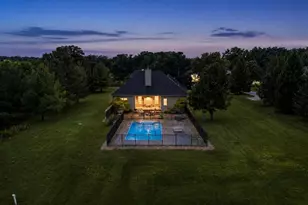 1682 N 2501st Rd, Ottawa, IL 61350 - Photo 31