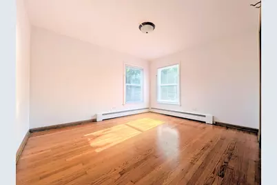2308 W Birchwood Avenue #1W, Chicago, IL 60645 - Photo 11