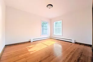 2308 W Birchwood Ave, Chicago, IL 60645 - Photo 11