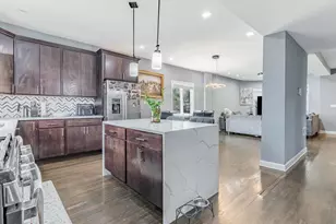 27 N Lockwood Ave, Chicago, IL 60644 - Photo 11