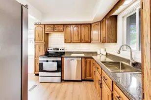 3N361 N Howard Ave, Elmhurst, IL 60126 - Photo 11