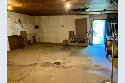 513 E Main Street, Morrison, IL 61270 - Photo 29