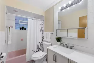 5534 W Bryn Mawr Ave, Chicago, IL 60646 - Photo 9