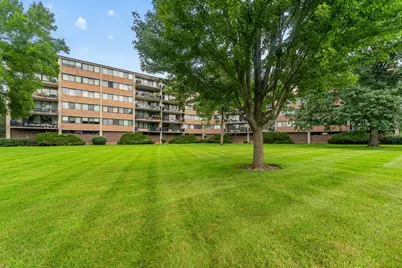 101 Bar Harbour Road #6T, Schaumburg, IL 60193 - Photo 49