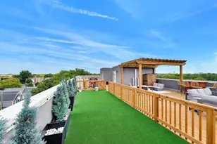 3024 W Irving Park Rd, Chicago, IL 60618 - Photo 29