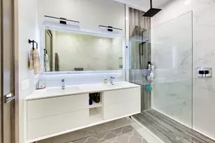 3024 W Irving Park Rd, Chicago, IL 60618 - Photo 17
