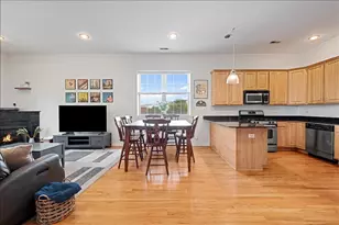 3225 W Fullerton Ave, Chicago, IL 60647 - Photo 7