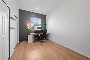3225 W Fullerton Ave, Chicago, IL 60647 - Photo 17