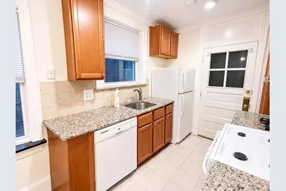 2044 W Farragut Avenue #1C, Chicago, IL 60625 - Photo 7