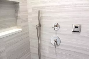 1110 W Schubert Ave, Chicago, IL 60614 - Photo 15