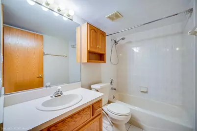 4933 E Circle Drive #107, Crestwood, IL 60418 - Photo 11