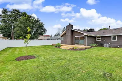 605 Gloria Street, Lockport, IL 60441 - Photo 25