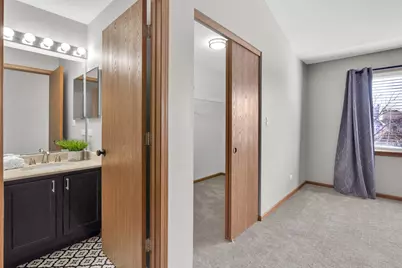 239 Camel Bend Court #4, Schaumburg, IL 60194 - Photo 13