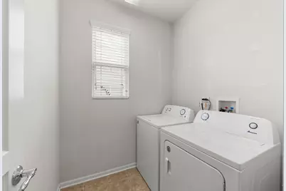3111 Drury Lane, Carpentersville, IL 60110 - Photo 15