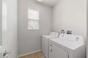 3111 Drury Ln, Carpentersville, IL 60110 - Photo 15