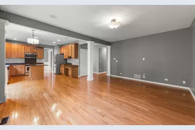 3111 Drury Lane, Carpentersville, IL 60110 - Photo 13