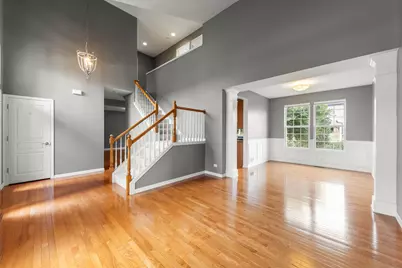 3111 Drury Lane, Carpentersville, IL 60110 - Photo 5