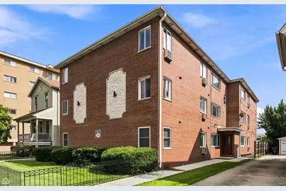 7444 Washington Streets #10, Forest Park, IL 60130 - Photo 1