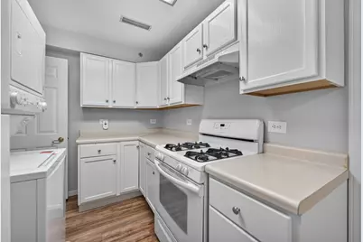 2S640 Cerny Road #A4, Warrenville, IL 60555 - Photo 17