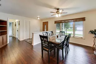 603 Chelmsford Ln, Elk Grove Village, IL 60007 - Photo 7