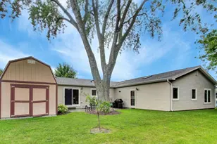 603 Chelmsford Ln, Elk Grove Village, IL 60007 - Photo 29
