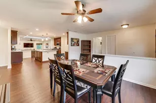 603 Chelmsford Ln, Elk Grove Village, IL 60007 - Photo 5