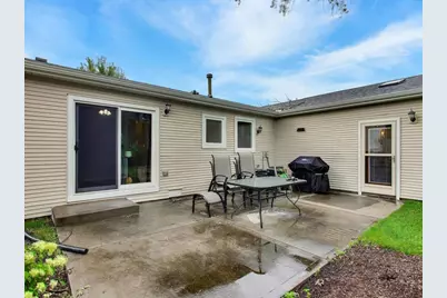 603 Chelmsford Lane, Elk Grove Village, IL 60007 - Photo 31