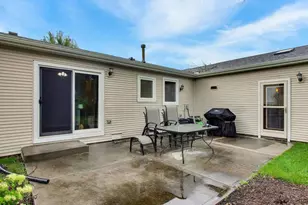 603 Chelmsford Ln, Elk Grove Village, IL 60007 - Photo 31