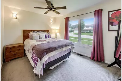 603 Chelmsford Lane, Elk Grove Village, IL 60007 - Photo 15