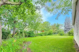 603 Chelmsford Ln, Elk Grove Village, IL 60007 - Photo 33